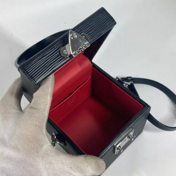 LOUIS VUITTON Epi Mirror Included Breaker BOX Shoulder Hand Bag Unused - Picture 11 of 16